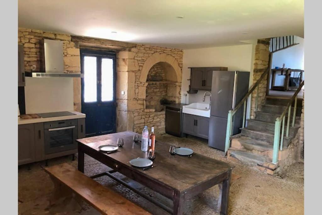 Chez Renou Et Prosperou Maison Typique Du Sarladait Saint-Genies Eksteriør billede